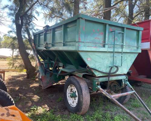 Acoplado Semillero Monterrey TM7000