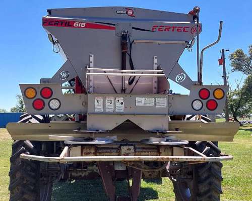 Fertilizadora Fertec 618 Serie 5