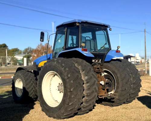 Nh Tractor 7040 TM