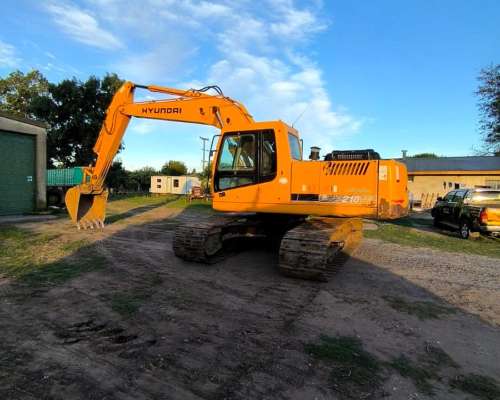 Excavadora Sobre Orugas Hyundai