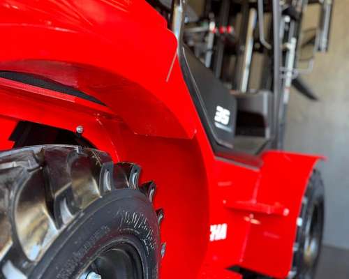 Tractoelevador 4X4 C/alta y Baja Diesel