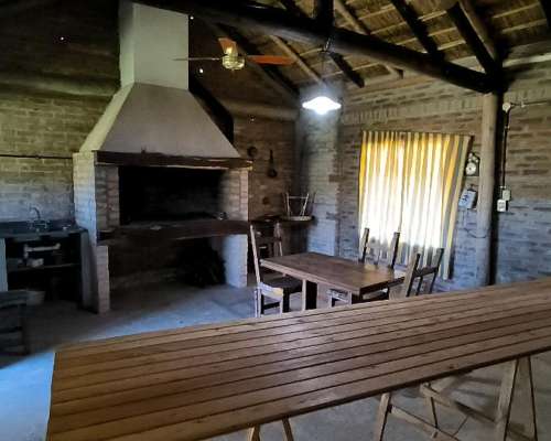 Campo Ganadero con Mejoras en Chajari