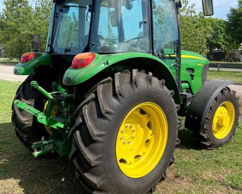 Tractor John Deere 5082e