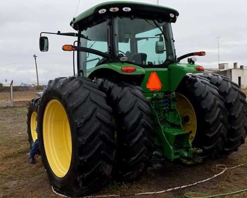 Tractor John Deere 8320r - 2011
