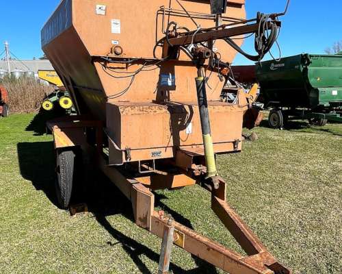 Mixer Comofra 5,5 MT