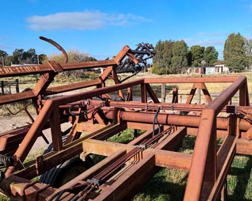 Cincel Achilli DI Battista