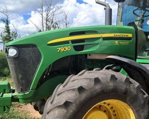 Tractor John Deere 7930