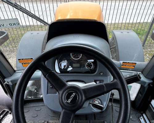 Valtra BH 224 (220 HP) Rodado Dual