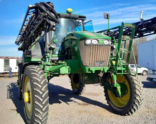 John Deere 4730. 31 Mts. Piloto 9 Cortes. ROD 380. 15877 Hs