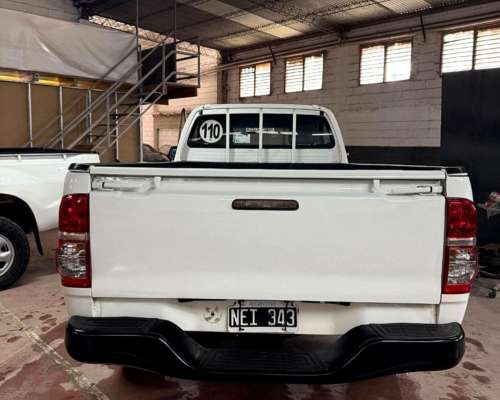 Toyota Hilux 2.5 C/S 4X2 TD DX Pack 120cv 2014 $21.999.000