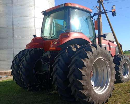 Tractor Case IH, Magnum 240, año 2009, 13.000 Hs Motor