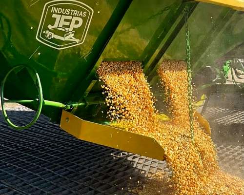 Acoplado Tolva Semillera y Fertiliznte 22/24tn Industria JEP