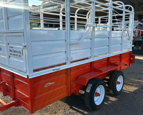 Oportunidad Jaula Vaquera 4 Mts Desmontable Apta Senasa