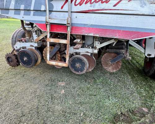 Vhb 37 Líneas a 19 cm con Alfalfero y Kit Grano Grueso