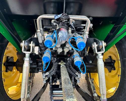 Oport. Precio Unico 0-km. Tractor 4X4 A/A 3puntos y Toma/f.