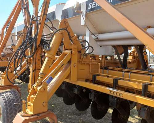 Cele Plus 7000 de 30 a 42, Neumática