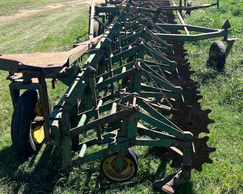 Escardillo Pierobon 17-70 - Tiro de Punta - Movible - EXC ES