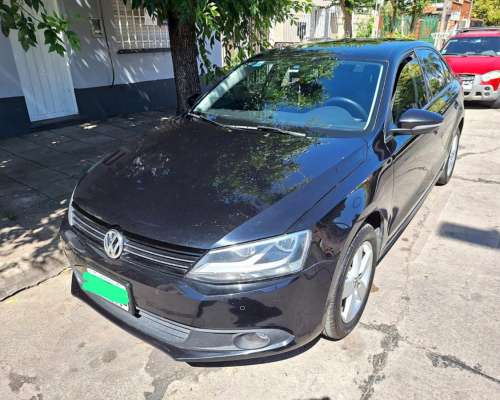 Vendo Vento Diesel TDI Luxury Caja 6ta