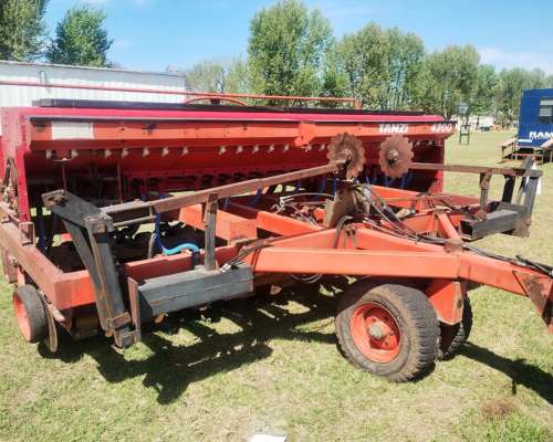 Tanzi 4300 con Alfaferos