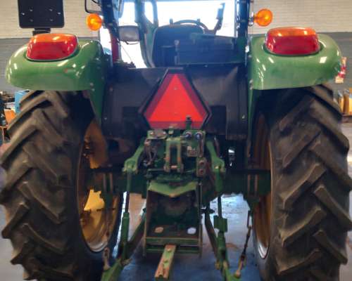 John Deere 5090 E38 Doble, Paton. año 2023. 3pts. 3266hs.
