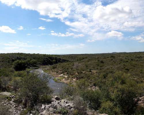 Campo con Casa en San Luis, Salida Directa al Río Conlara