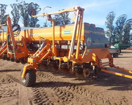 Sembradora Agrometal 12 a 70