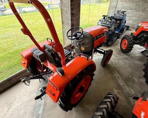 Tractor Hanomag 300a 30 HP 3 Ptos Nuevo