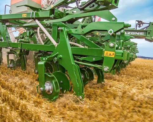 Sembradora Neumatica Primera DMC - Amazone 2025