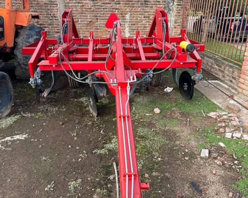 Subsolador Descompactador Paratil Apache de 6 Timones PUA