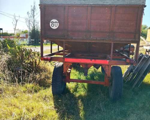 Vendo Tolva 8 Toneladas