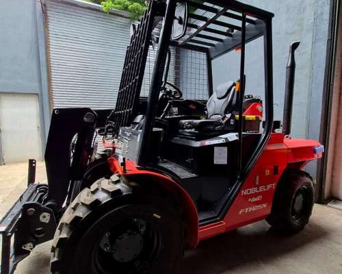 Manipulador Telescopico Noblelift Fth25n-60ym 4wd