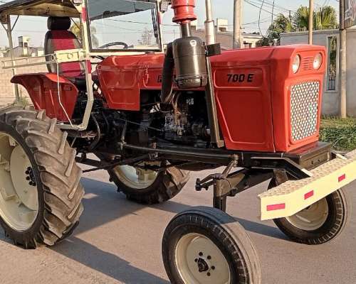 Vendo Fiat 700 e Modelo 76