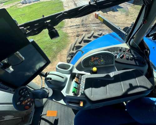 Tractor New Holland T8 320 Duales 710 año 2017 POT NOM 250cv