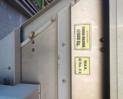 Fertilizadora Syra F12T/36 2010 Alto Despeje