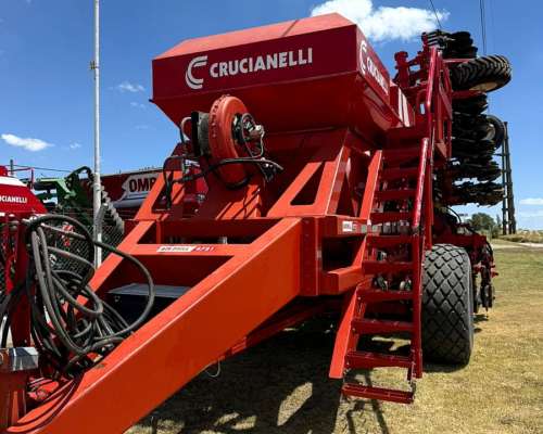 Sembradora Crucianelli Drilor 4721 con Kit Neumatico a 42 cm
