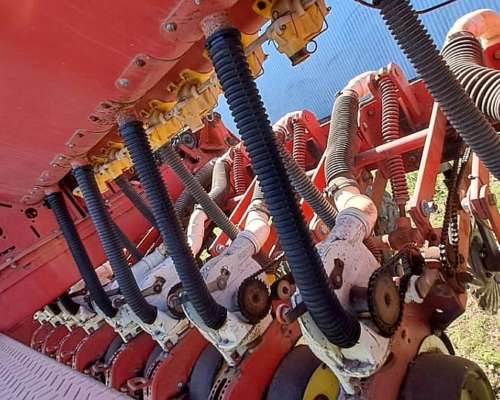 Sembradora Neumatica Bertini de 20 Lineas a 41 cm