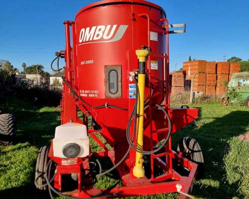 Inoculadora Ombu ISO 2000 Cubiertas y Chimango Seminueva