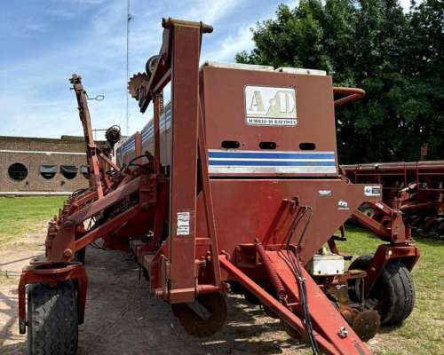 Sembradora Monumental - 18 a 52 - Mecánica - con Monitor