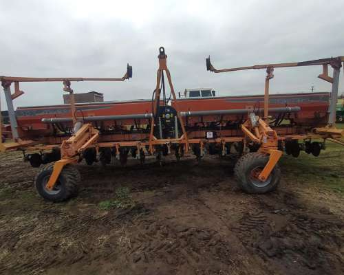 Sembradora Agrometal Neumatica con Presicion Planting