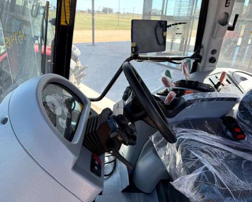Massey Ferguson 7415 Powershift con Piloto
