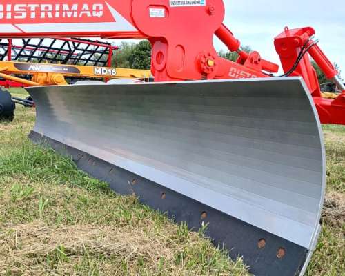 Niveladora de Arrastre D.n.a. 3.6 Distrimaq