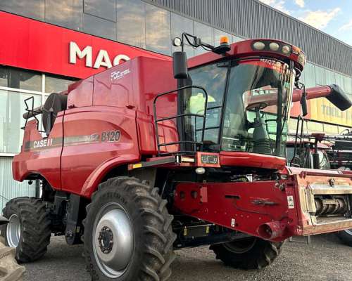 Cosechadora Case IH 8120 4X4 Dual Piloto - año 2013