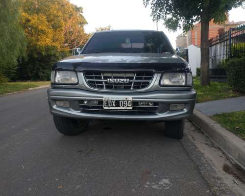 Vendo Isuzu Doble Cabina