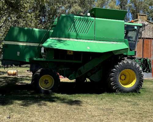 Cosechadora John Deere 1550