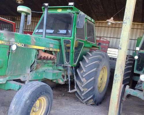 Tractor John Deere 3140