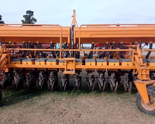Da Sembradora Fabimag Multiplanter - 14-52 Neumatica 2007