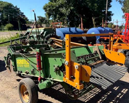 Arrancadora de Papas Agrotec LSP de 2 Surco con muy Poco USO