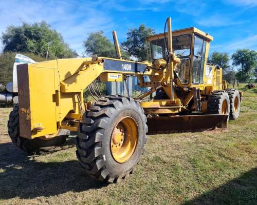 Motoniveladora Caterpillar 140h - 2007