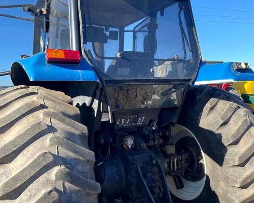 Tractor New Holland TM8030 - 2012 - 130 HP - Usado