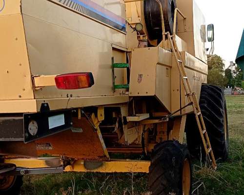 Cosechadora New Holland TC 59